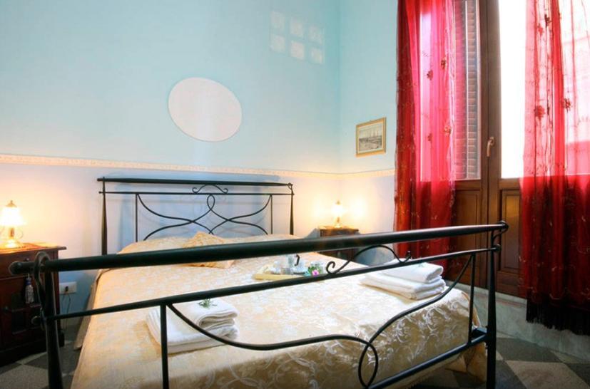 Antica Corte Delle Ninfee, Historical Private Villa Trapani Room photo