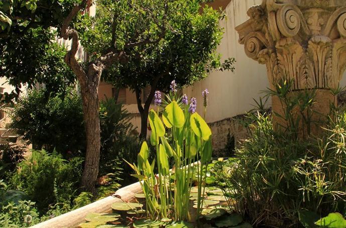 Antica Corte Delle Ninfee, Historical Private Villa Trapani Exterior photo