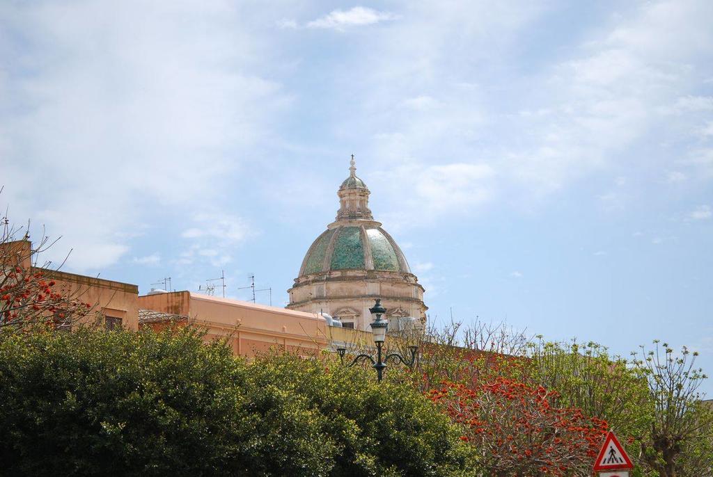 Antica Corte Delle Ninfee, Historical Private Villa Trapani Exterior photo